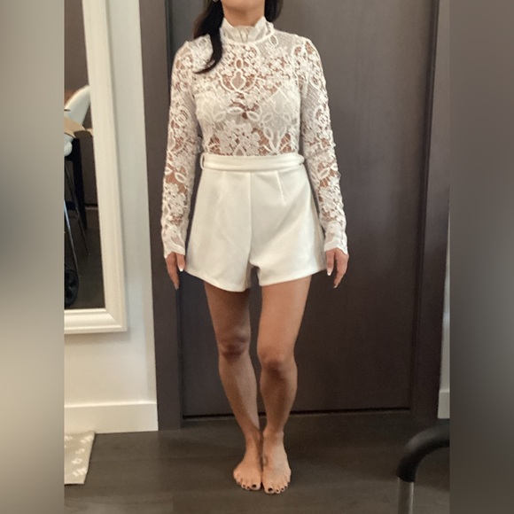 Lace onesie small short - Picture 1 of 2